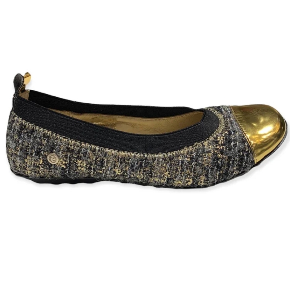 Naturino Tess BOUCLE gold cap toe flats size 13